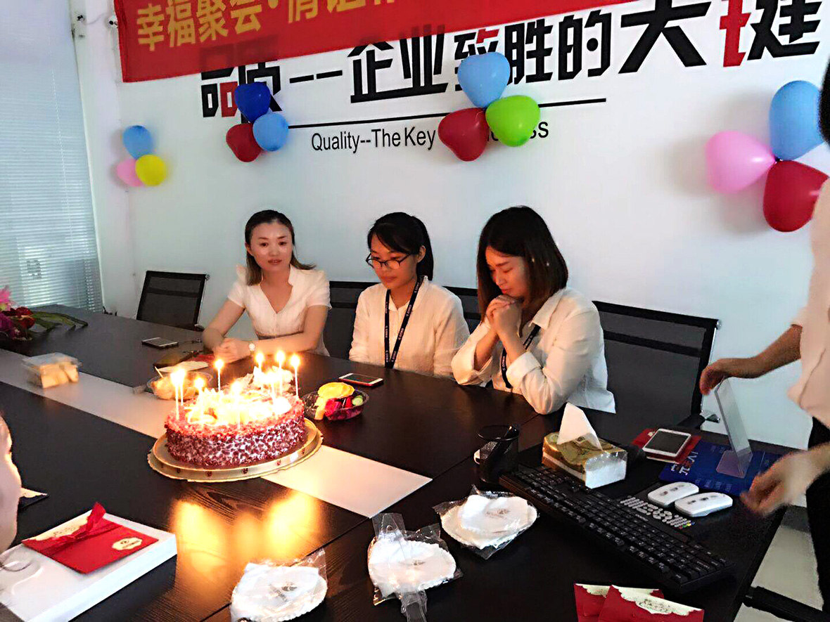 百都集團員工生日活動,愿我們每位壽星業蒸蒸日上